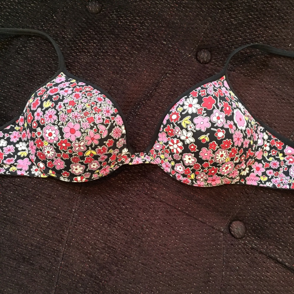 Victoria’s Secret PINK floral T-Shirt bra 34B